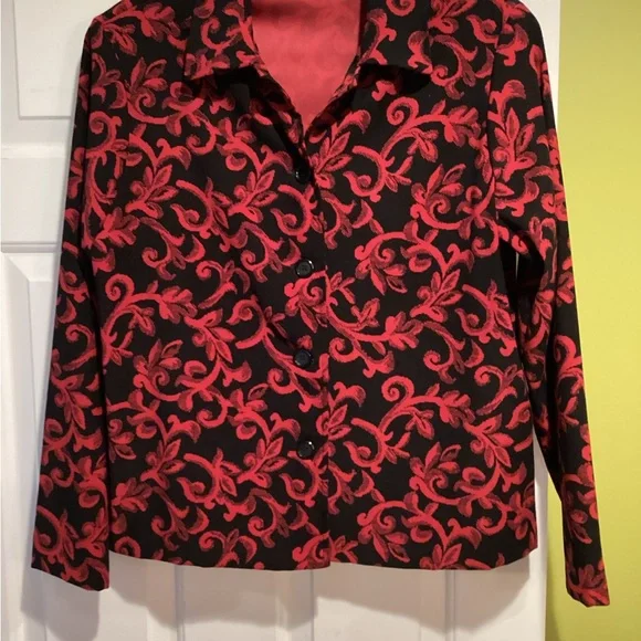 Blazer - Picture 2 of 5